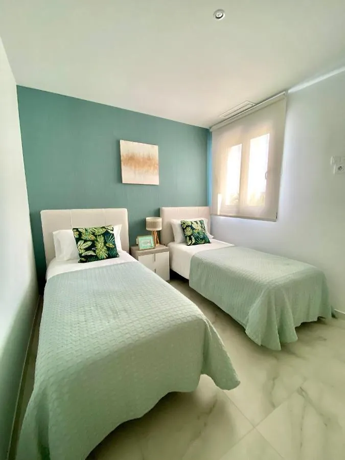 Miradores Del Sol Εστεπόνα 0*,  Ισπανία